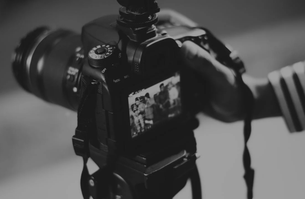 短剧翻译公司哪家好？（短剧字幕翻译流程）