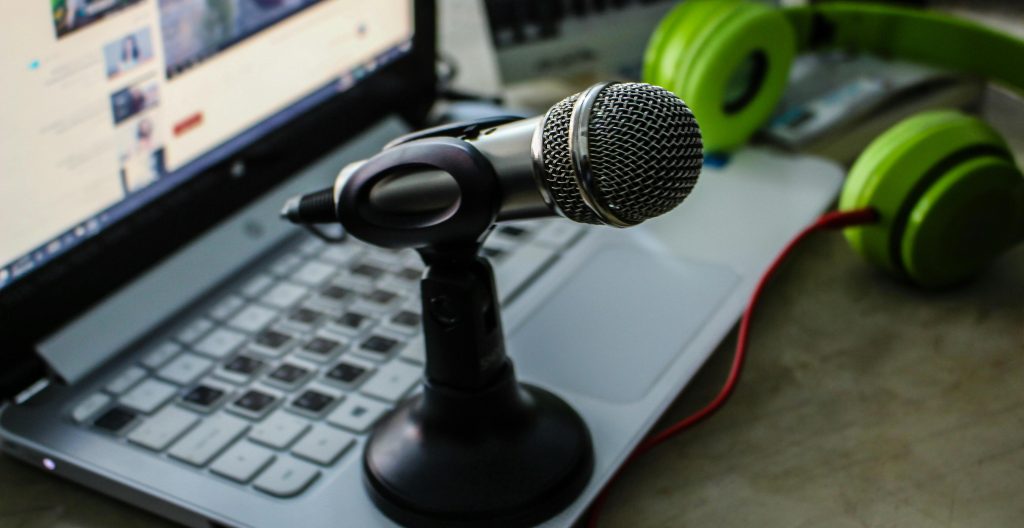 翻译、字幕、配音，到底多少钱？内附报价！